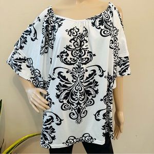 MERRY FUN Black & White Cold Shoulder Sz XL